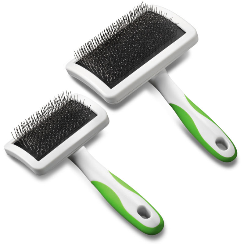 Andis Firm Slicker Brush